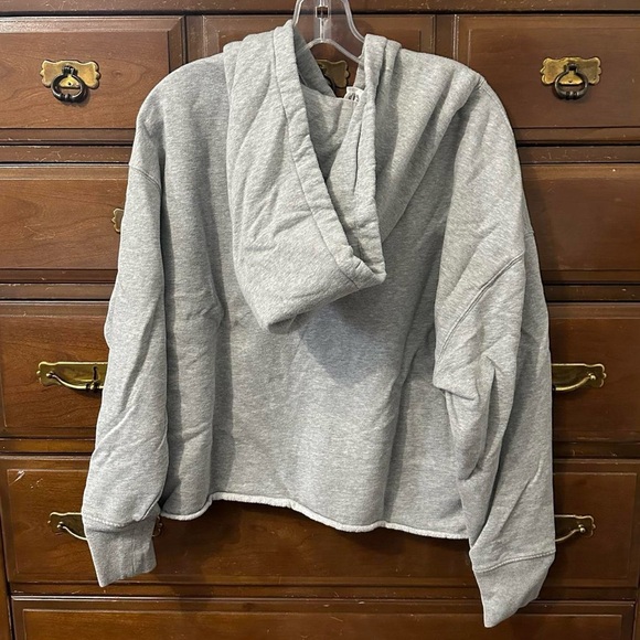 Bundle of 2 GAP Hoodies - Picture 3 of 5